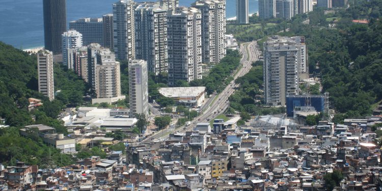 Dok ‘Seljačka buna’ ponovo tinja pred vratima Europe, Trump smišlja poteze