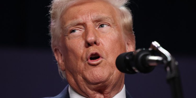 MILIJUNI U OPASNOSTI Trump naredio prekid opskrbe lijekovima protiv HIV-a, malarije i tuberkoloze | NACIONAL.HR