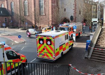 Dvije osobe ubijene u napadu nožem u Njemačkoj. Scholz kaže da moraju postojati posljedice