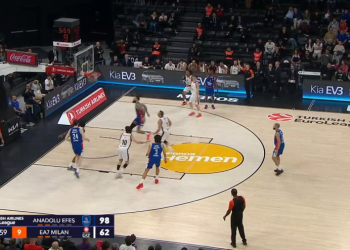 Euroliga, Anadolu Ephes-Olimpia Milan 110-66: Istaknite