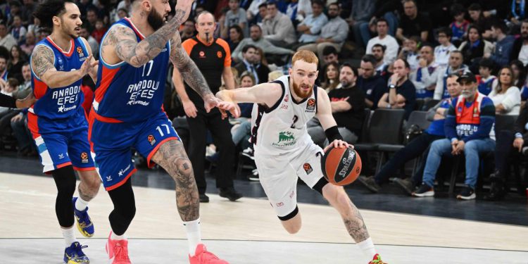 Euroliga, Efes Istanbul-Olimpia Milano 110-66: utakmica