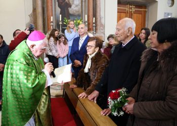 FEŠTA U DALMACIJI Ovaj par je proslavio 70 godina braka