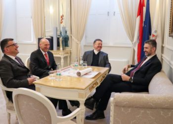 Festanjuli Regjo i Deranja gradonačelniku uručili Proglas Feste svetog Vlaha