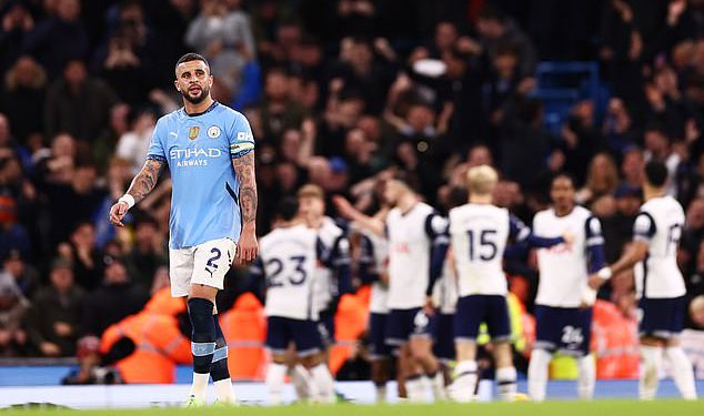 Gdje je sve pošlo po zlu za Kylea Walkera: Unutar zbrkanog uma, kaosa u ljubavnom trokutu i teških ozljeda dok kapetan Man Cityja zahtijeva preseljenje u inozemstvo, otkriva JACK GAUGHAN