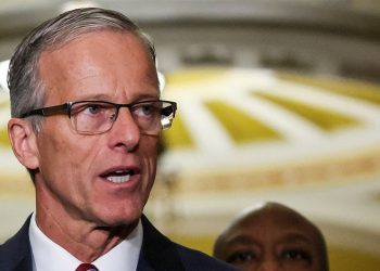 Glavni republikanski senatori pozivaju na reformu, ‘posljedice’ nakon ‘neuspjeha vodstva’ policije