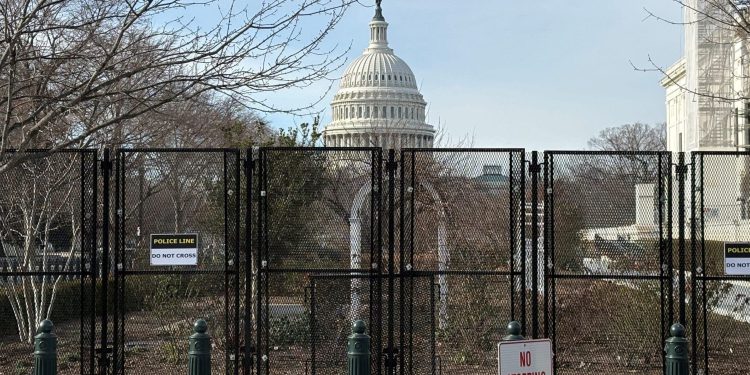 Gotovo cijeli DC zatvoren je zbog Trumpove inauguracije. Pa zašto nije bilo označenog preživjelog?