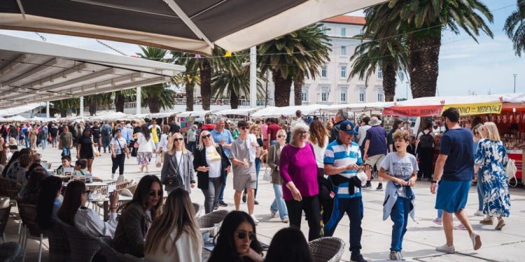 Grad Split proglasio nedjelje i praznike sajamskim danima