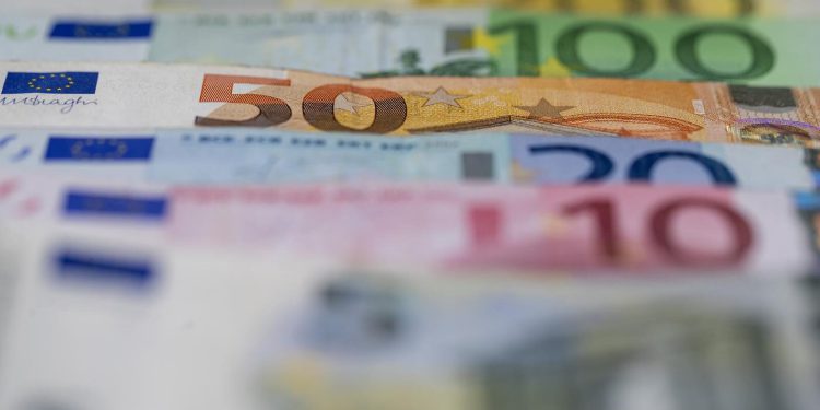 HNB reagirao, objavili nove mjere. Ovako će ograničiti bujanje gotovinskih kredita