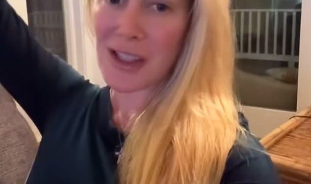 Heidi Montag zahvaljuje obožavateljima što su pružili ‘nadu i vjeru u mračno vrijeme’ gurajući njezin 15 godina star debitantski album na vrh iTunes ljestvice – dok skuplja komadiće nakon što su požari u LA-u uništili njezinu obiteljsku kuću