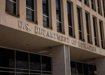 Hoće li Trumpova pauza na saveznim zajmovima i potporama utjecati na moju studentsku pomoć?