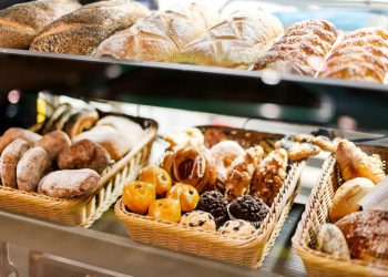 Hoćete li sutra prosvjedovati da znam hoću li peći sirnice ili ići na izvanredni godišnji?