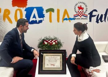 Hrvatski časnički zbor Split prozvao ministra Glavinu i osudio ga zbog susreta u New Yorku