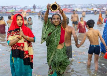 Indijski veliki hinduistički festival, najveće vjersko okupljanje na svijetu, počinje na sjeveru