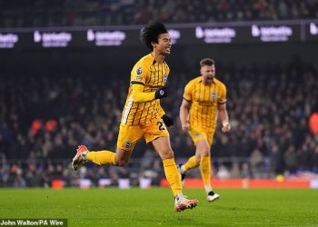 Ipswich Town 0-2 Brighton: Kaoru Mitoma i Georginio Rutter ispalili su Seagullse do prve pobjede u Premier ligi u OSAM mečeva – dok Tractor Boysi padaju natrag u zonu ispadanja