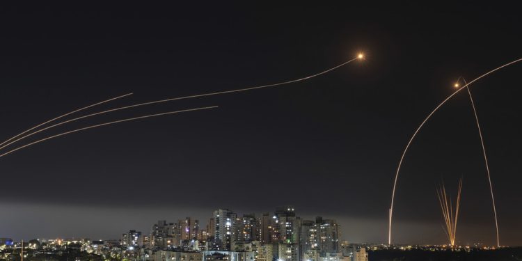 Iran upozorava Izrael na mogući ‘rat velikih razmjera’ — RT World News