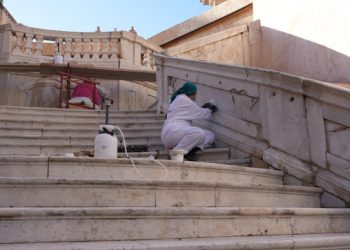 JEZUITI IZGLEDAJU SJAJNO Očišćene kamene površine, uklonjena žbuka, ugrađen podest na najljepšim dubrovačkim skalinima