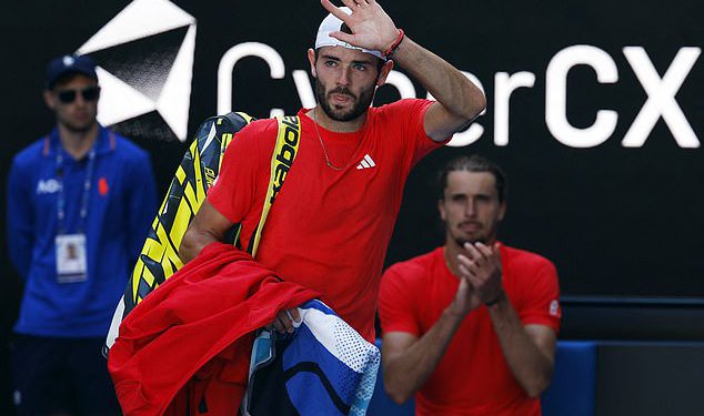 Jacob Fearnley poražen u dva seta od svjetskog broja 2 Alexandera Zvereva dok se britanska bajkovita serija Australian Opena bliži kraju