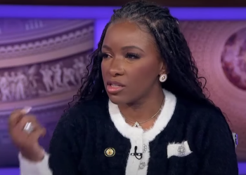 Jasmine Crockett optužuje Nancy Mace za iskorištavanje trans zajednice za povećanje blagajne kampanje nakon žestokog sukoba