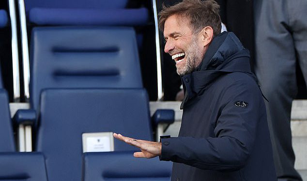 Jurgen Klopp gleda Paris FC dok bivši trener Liverpoola počinje raditi u svojoj novoj ulozi Red Bullova čelnika globalnog nogometa