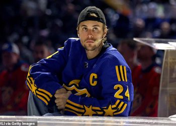 Justin Bieber ‘treba novac’ i planira glazbeni povratak 2025. četiri mjeseca nakon što je postao otac