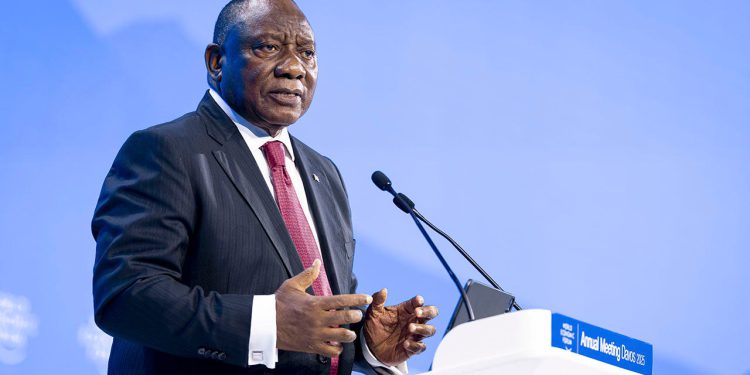 Južnoafrički predsjednik potpisao kontroverzni zakon o izvlaštenju zemljišta