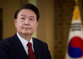 Južnokorejski istražitelji drugi put pokušavaju uhapsiti opozvanog predsjednika