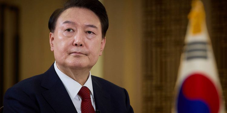 Južnokorejski istražitelji drugi put pokušavaju uhapsiti opozvanog predsjednika