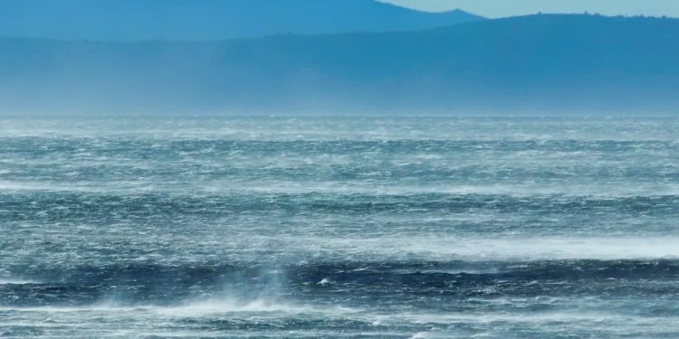 Kaos zbog bure: U prekidu su sve katamaranske linije koje povezuju Split i otoke