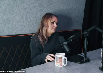 Kći Richarda Hammonda naziva svog oca ‘idiotom’ dok razmišlja o njegovim zastrašujućim nesrećama i priznaje da ‘nikada zapravo nije bio tamo dok je odrastao’ dok voditelj najavljuje razvod od supruge s kojom je bio 28 godina