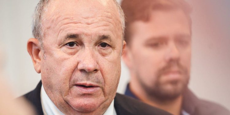 Kerum: “HDZ stalno traži nekog čovjeka iz ‘svemira’, nekog Puljka. Oni su kompleksaši. U drugom krugu lokalnih izbora bit ćemo Puljak i ja, obračunat ćemo se”