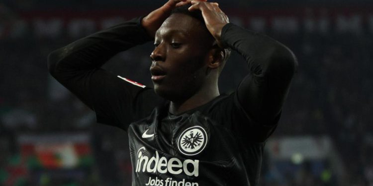 Kolo Muani, što kažu FIFA-ini propisi o posudbama