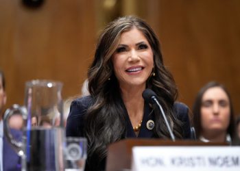 Kristi Noem navaljivala je hoće li se suprotstaviti Trumpu tijekom saslušanja za potvrdu: ažuriranja uživo