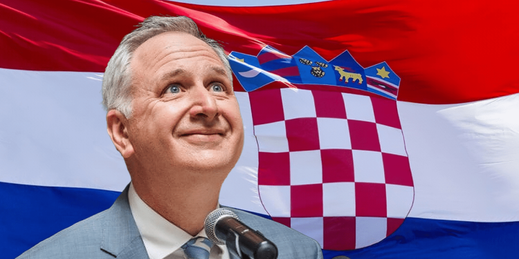 Krstulović Opara: “Brkati i zločesti milicioneri su zafrkavali žene. One su se satima ‘drndale’ do Trsta do bi kupile nešto za Božić. Sjećam se tog terora i te muke. Hvala Bogu da naša djeca to ne znaju”