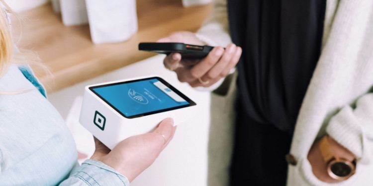 KuCoin omogućuje kripto plaćanja na prodajnom mjestu pomoću QR-koda