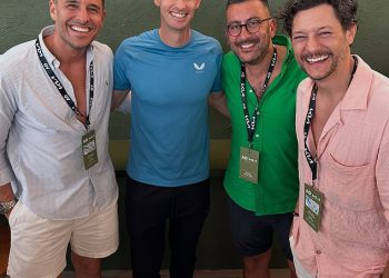 Lee Elliott dolazi na Australian Open bez vjenčanog prstena dok se Georgia Love sama vraća kući sa svog putovanja u New York nakon što je potvrđen razlaz para