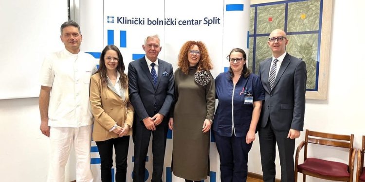 Liga protiv raka Korčula-Pelješac-Lastovo-Mljet donirala vrijednu opremu Klinici za urologiju KBC-a Split