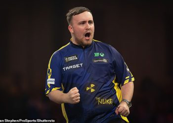 Luke Littler, 17, vraća se ‘u normalu na nekoliko dana’ dok tinejdžerska senzacija objavljuje novosti na društvenim mrežama nekoliko dana nakon što je zabilježila rekordnu pobjedu na Svjetskom prvenstvu u pikadu