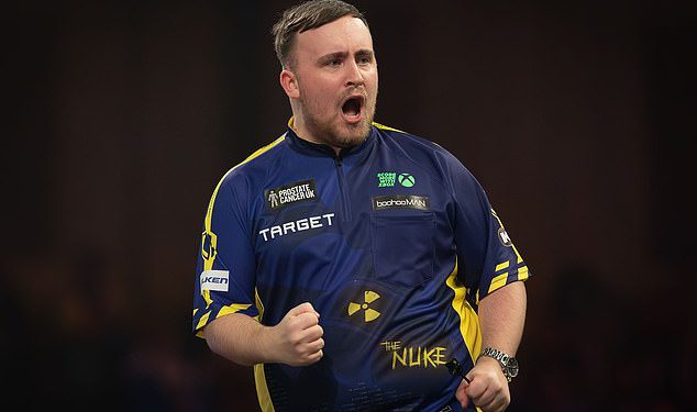 Luke Littler, 17, vraća se ‘u normalu na nekoliko dana’ dok tinejdžerska senzacija objavljuje novosti na društvenim mrežama nekoliko dana nakon što je zabilježila rekordnu pobjedu na Svjetskom prvenstvu u pikadu