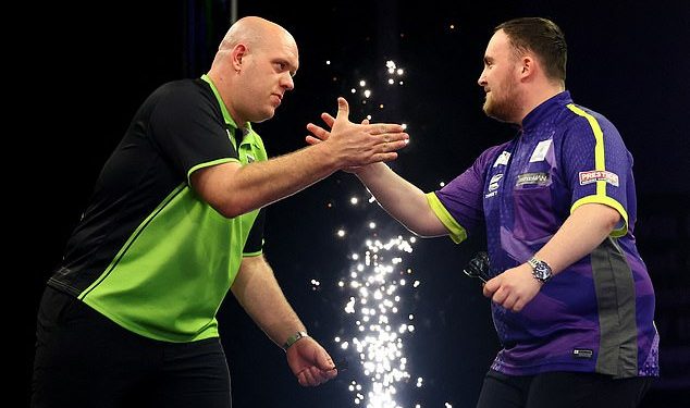 Luke Littler protiv Michaela van Gerwena priča o traci: 17-godišnja senzacija ima viši prosjek turnira i više od 180 bodova – ali zarada Mighty Mikea u karijeri znatno premašuje Nukeovu