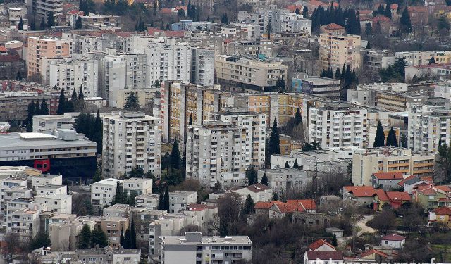 MOSTAR BEZ PLANA Inicijativa za rješavanje urbanističkih problema grada