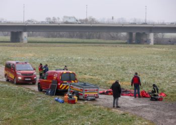 Majka koja je s djetetom ušla u Savu završila u pritvoru, objavljeno kako se branila