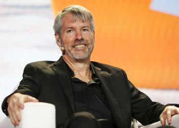 MicroStrategy kupuje još 10,1K bitcoina za 1,1 milijarde dolara, uzimajući udjele na 471.107 BTC