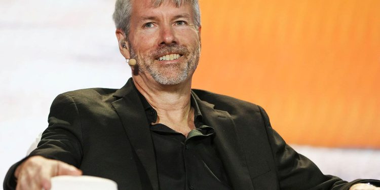 MicroStrategy kupuje još 10,1K bitcoina za 1,1 milijarde dolara, uzimajući udjele na 471.107 BTC