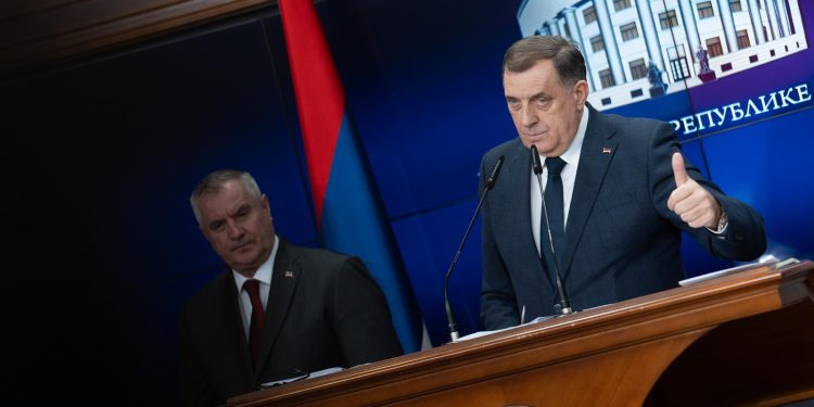 BIJESNI DODIK Prijeti stranim bankama: ‘Ako za tri mjeseca ne vratite naše milijune – zatvorit ću vas!’ | NACIONAL.HR