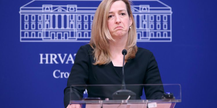 ŽESTOKO U SABORU Ahmetović: ‘Plenković više ne vlada HDZ-om, a DP je politički leš’ | NACIONAL.HR