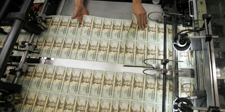 Musk upozorava na bankrot SAD-a — RT World News