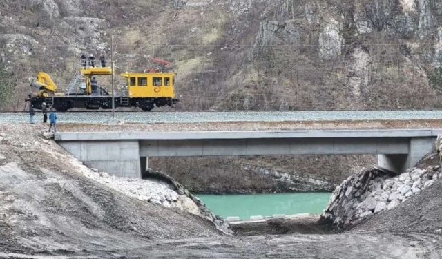 NAKON ČETIRI MJESECA Sanirano 200 metara pruge, uskoro normalizacija prometa Mostar – Sarajevo