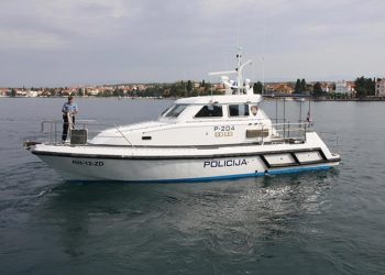 NEVJEROJATNO! Ronioc u Zadru na dubini od 12 metara pronašao automobil koji je ukraden prije gotovo 18 godina!