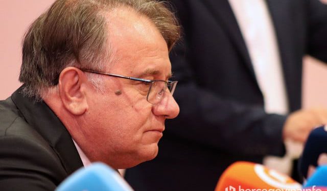 NIKŠIĆ NA METI KRITIKA Nudi pomoć Kaliforniji, za klizišta u BiH ne mari