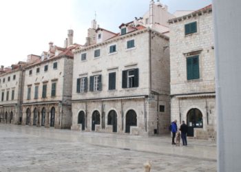 NOVA GODINA, ISTA PUSTOŠ I ovog siječnja većina objekata u Gradu je zatvorena (FOTO)